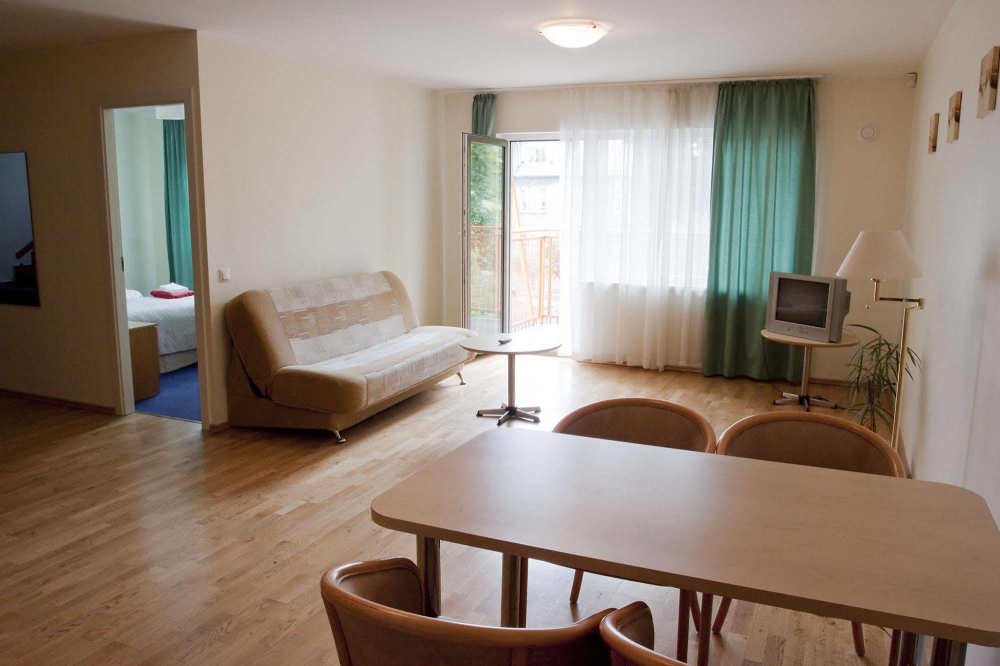 Pilve Apartments Tallinn Extérieur photo